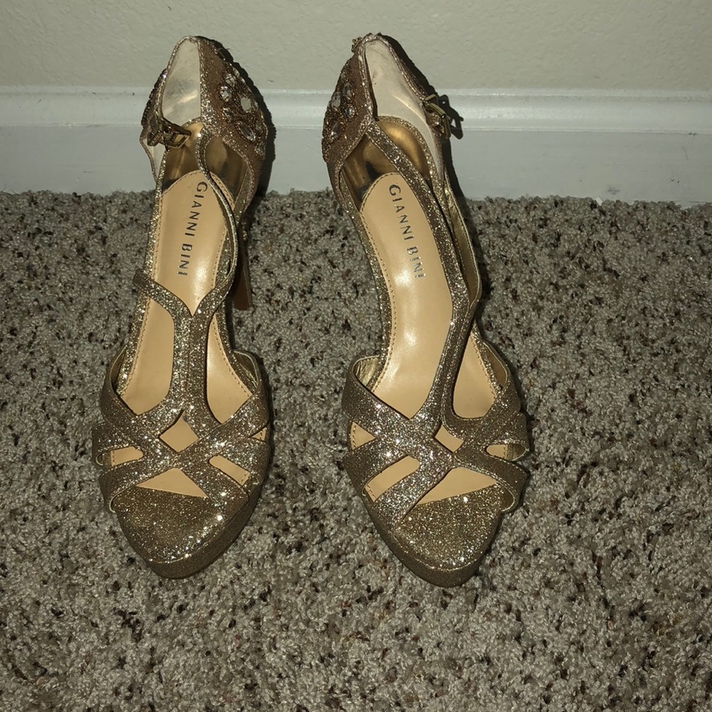 Gold Glitter special occasion shoes